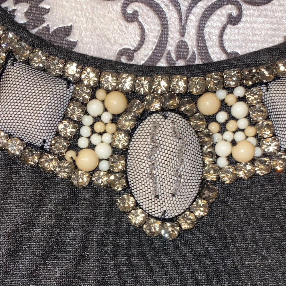 3/$45 Cabi The Glitz Sleeveless Top Embellished Neckline Size 4 Style #508 - Picture 5 of 15